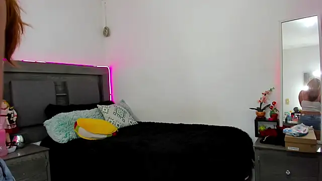 Cherrynoa online show from 04-18-26, 02:58