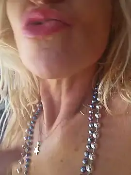 sexynini83 online show from 02-14-25, 10:49