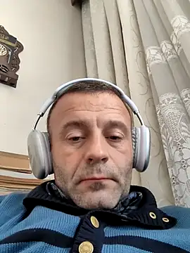 Snapshot of muscularsexy chatting on 11-08-25, 08:07 muscularsexy online show from 11-08-25, 08:07