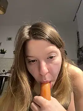 kimczii online show from 04-01-26, 06:15