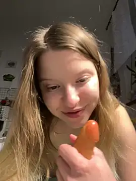 kimczii online show from 05-04-26, 10:51
