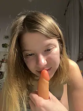 kimczii online show from 12-23-25, 07:18