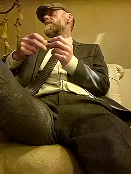 eddouxxx78 online show from 03-12-26, 05:17