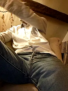 eddouxxx78 online show from 05-17-26, 04:45