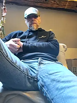 eddouxxx78 online show from 03-31-26, 07:10