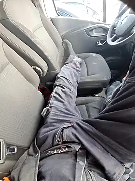 eddouxxx78 online show from 12-17-25, 11:37