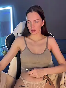 julia fly online show from 01-19-26, 08:18