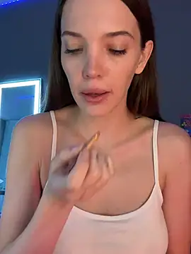 Snapshot of julia_fly chatting on 03-05-25, 04:02 julia fly online show from 03-05-25, 04:02