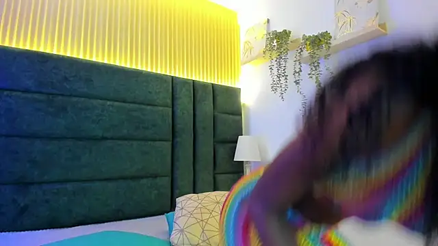 AntonellaaHot online show from 03-22-25, 07:53