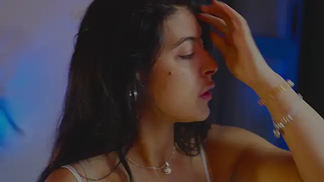 anabelcurvy online show from 11-04-25, 07:06