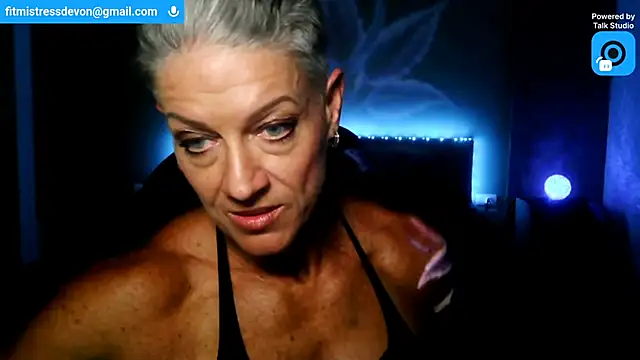 Snapshot of Devon2020 chatting on 07-28-26, 12:48 Devon2020 online show from 07-28-26, 12:48