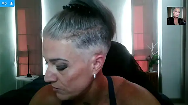 Snapshot of Devon2020 chatting on 02-28-26, 10:04 Devon2020 online show from 02-28-26, 10:04