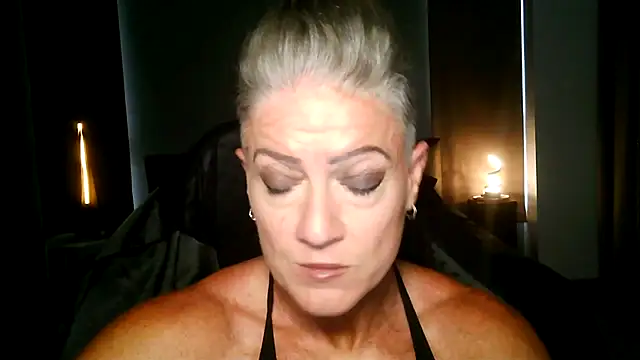 Snapshot of Devon2020 chatting on 01-18-26, 11:24 Devon2020 online show from 01-18-26, 11:24