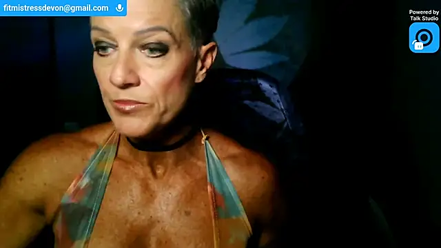 Snapshot of Devon2020 chatting on 06-30-26, 12:16 Devon2020 online show from 06-30-26, 12:16