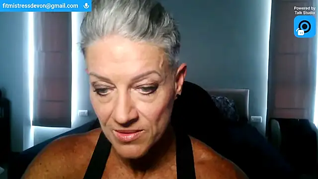 Snapshot of Devon2020 chatting on 07-28-26, 05:04 Devon2020 online show from 07-28-26, 05:04