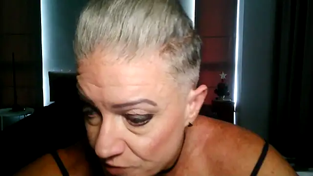 Devon2020 online show from 12-16-25, 09:57