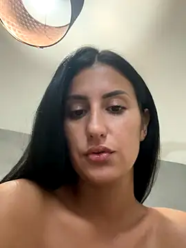 Snapshot of RebeccaRyen chatting on 09-23-25, 11:45 RebeccaRyen online show from 09-23-25, 11:45