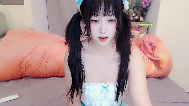 Snapshot of yoyoyo_99 chatting on 03-22-25, 12:57 yoyoyo 99 online show from 03-22-25, 12:57