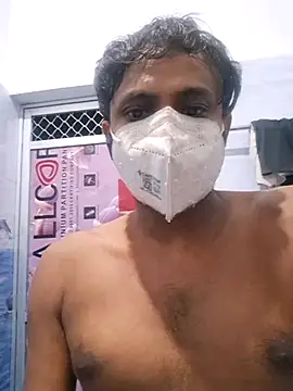 Snapshot of Itsdesi_boy chatting on 09-19-25, 07:18 Itsdesi boy online show from 09-19-25, 07:18