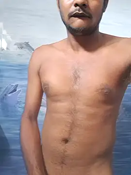 Snapshot of Itsdesi_boy chatting on 06-18-26, 03:27 Itsdesi boy online show from 06-18-26, 03:27