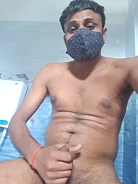 Snapshot of Itsdesi_boy chatting on 02-24-26, 06:47 Itsdesi boy online show from 02-24-26, 06:47