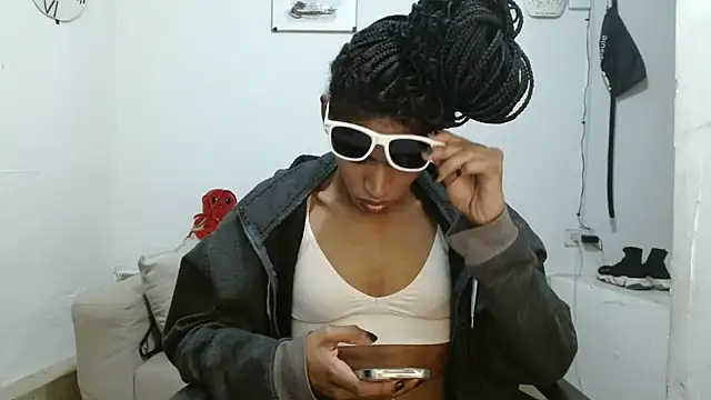 Snapshot of angelamarie1 chatting on 07-04-26, 05:03 angelamarie1 online show from 07-04-26, 05:03