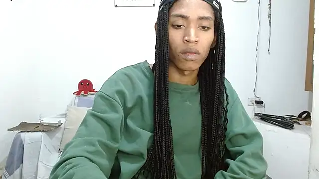 Snapshot of angelamarie1 chatting on 06-28-26, 12:33 angelamarie1 online show from 06-28-26, 12:33