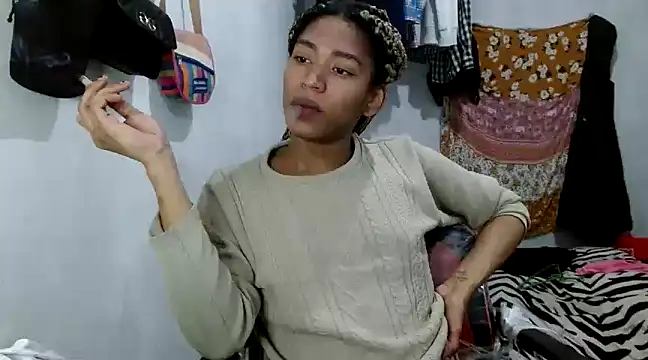 Snapshot of angelamarie1 chatting on 02-24-25, 02:30 angelamarie1 online show from 02-24-25, 02:30