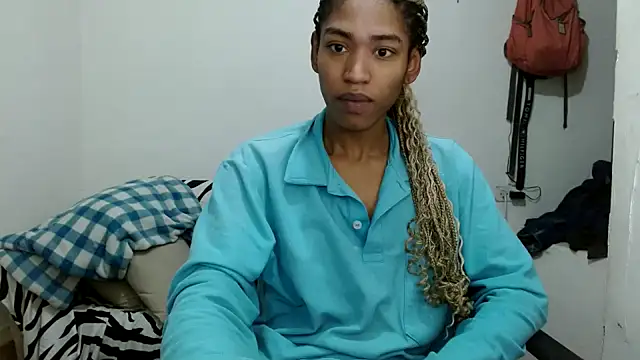 angelamarie1 online show from 12-22-25, 11:54