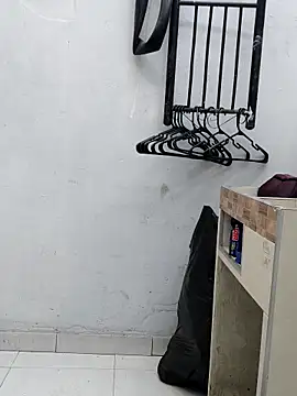 Dannacamila online show from 11-16-25, 05:06