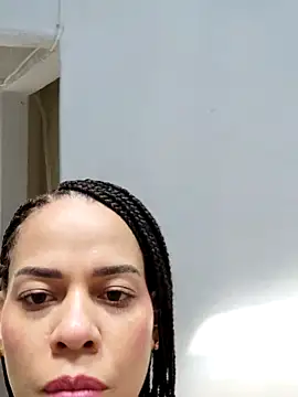 Dannacamila online show from 11-17-25, 04:11