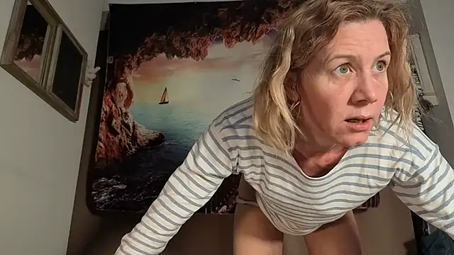 Lola Belgium online show from 05-24-26, 06:13