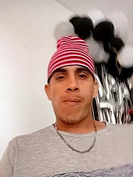 LarryCapija online show from 10-10-25, 07:58