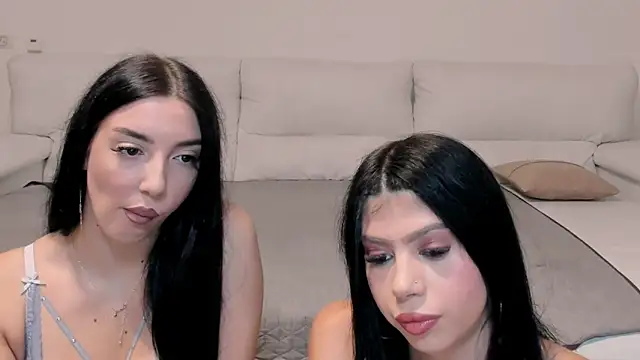 Sierra Halle online show from 10-07-25, 04:08