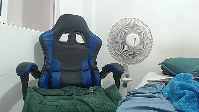 Snapshot of isearchcompany chatting on 03-23-26, 05:57 isearchcompany online show from 03-23-26, 05:57