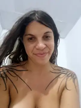 Snapshot of frenchxena98 chatting on 02-18-25, 10:47 frenchxena98 online show from 02-18-25, 10:47