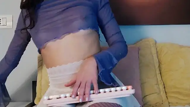 LucyKims online show from 11-30-25, 07:03