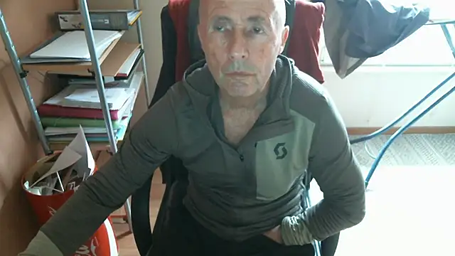 olibrius71 online show from 01-10-26, 01:06