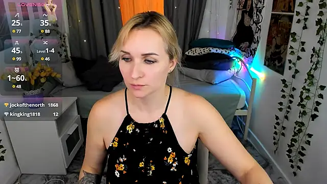 Karinella x online show from 03-03-25, 03:27