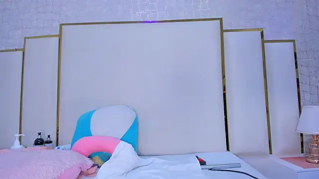 paola rodriguez online show from 11-26-25, 12:05