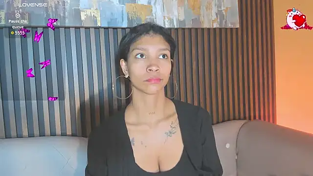 LauraAristizabal online show from 10-02-25, 11:24