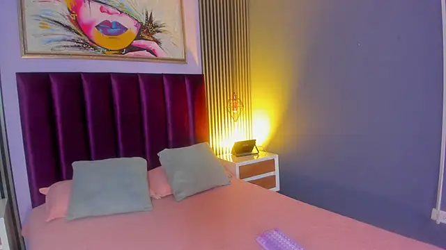 LauraAristizabal online show from 04-02-26, 12:45