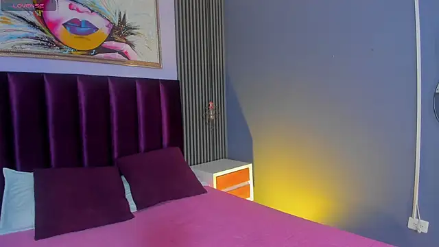 LauraAristizabal online show from 03-26-26, 12:36