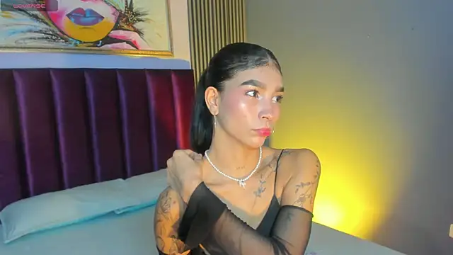 LauraAristizabal online show from 05-03-26, 11:47