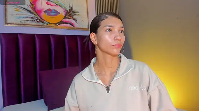 LauraAristizabal online show from 03-01-26, 12:27