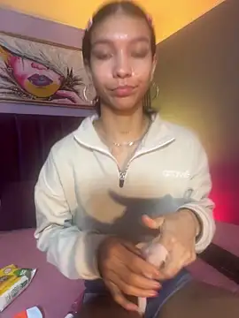 LauraAristizabal online show from 03-13-26, 12:43