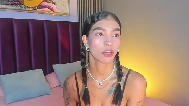 LauraAristizabal online show from 05-19-26, 11:50