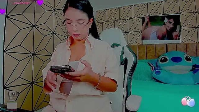 vane lopez  online show from 03-23-26, 07:25