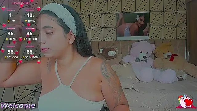 vane lopez  online show from 10-14-25, 05:35