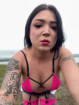 Snapshot of Karol_Green_Motorcycle chatting on 03-15-25, 12:24 Karol Green Motorcycle online show from 03-15-25, 12:24